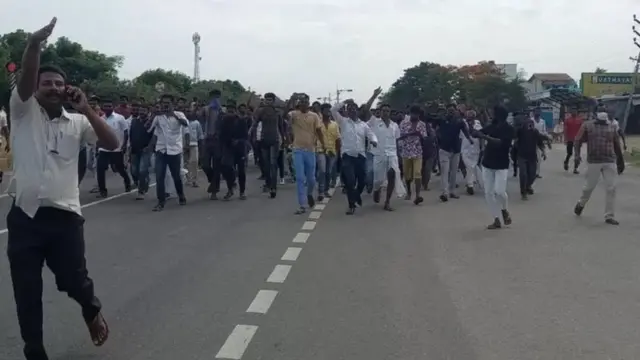 போராட்டம்