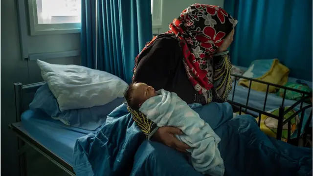 পারিবারিক সহিংসতার শিকার বেশি হচ্ছেন নারীরা।