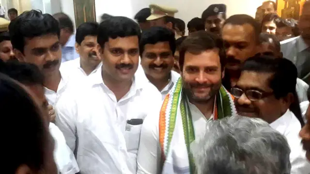 राहुल गांधी, रिजिल मक्कुट्टी