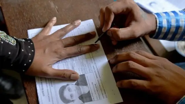 "நாடாளுமன்றம், சட்டசபைகளுக்கு ஒரே நேரத்தில் தேர்தலா?"