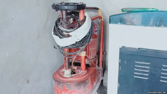 ਜਗਰੂਪ ਦੀ ਰਗੜਾਈ ਵਾਲੀ ਮਸ਼ੀਨ