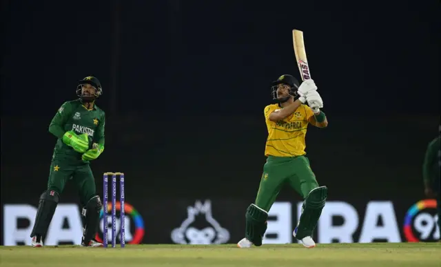 वॉर्मअप मैच