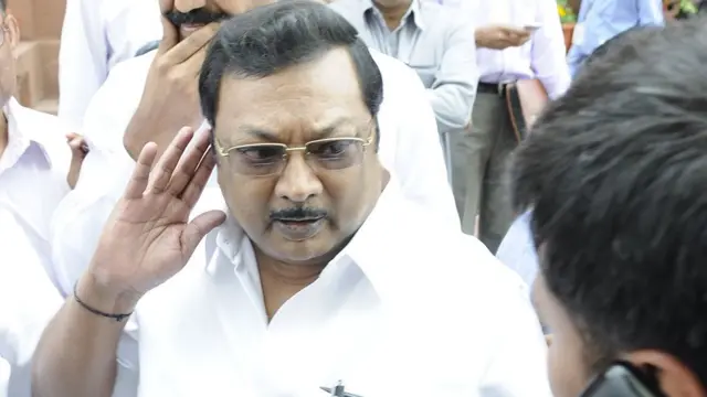 'திருவாரூரில் அழகிரி போட்டி?'