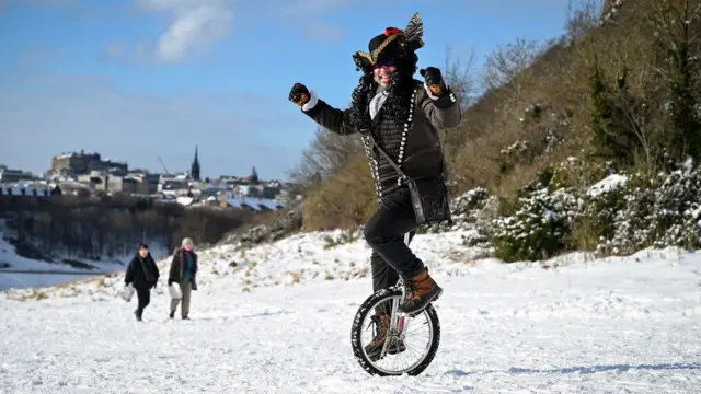 моноциклист