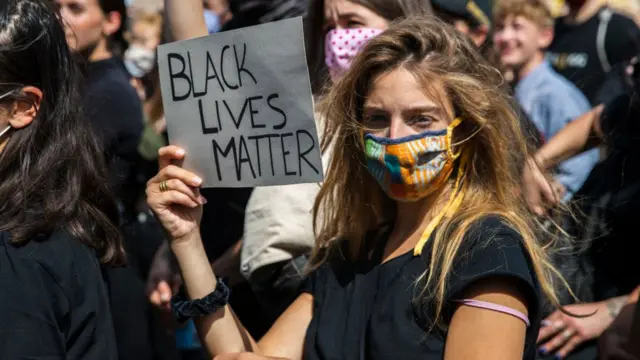 Protesto contra a injustiça racial nos Estados Unidos