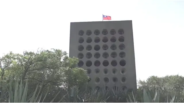 చైనా, తైవాన్ లౌడ్ స్పీకర్లు