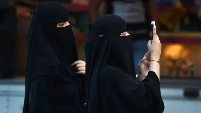 சௌதி பெண்கள்