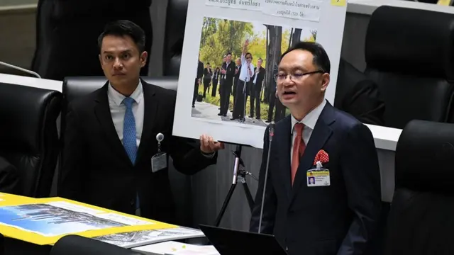 อภิปรายไม่ไว้วางใจ