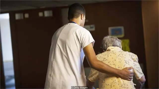 隨著很多國家的人口增長和非傳染性疾病的增加，世衛組織認為全世界到2030年將需要新增4000萬醫務人員。