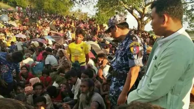 সীমান্তের কাছে জড় হয়েছে হাজার হাজার রোহিঙ্গা, ফাইল ফটো