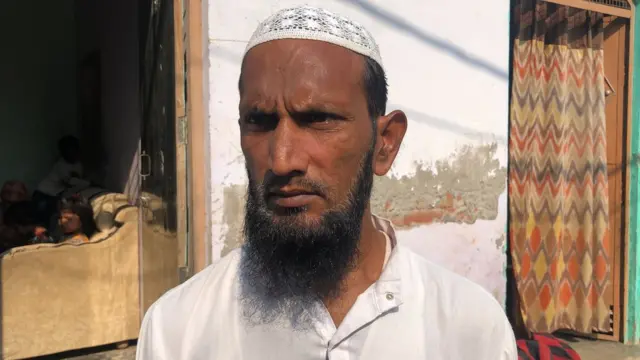 दिलशाद लाख गांव से उजड़कर मुसलमान राजपूतों के गांव जौला में बसे थे