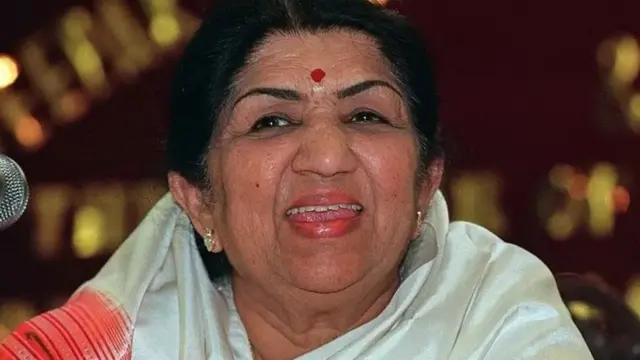 लता मंगेशकर