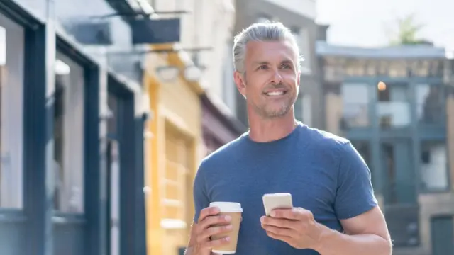 वयस्कर माणूस