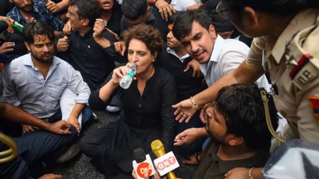 प्रियंका गांधी