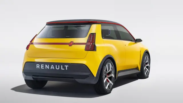 کانسپت رنو ۵ شباهت زیادی به مدل کلاسیک دهه هفتاد میلادی دارد