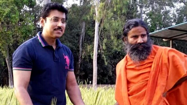 राज्यवर्द्धन राठौर और बाबा रामदेव