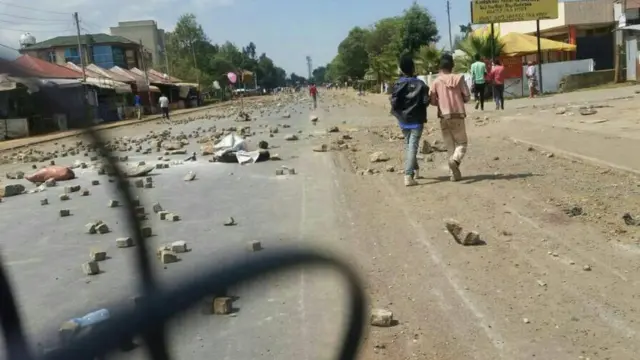 Magaalaa Hoolataatti mormii ture