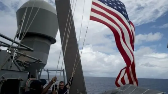 दक्षिणी चीन सागर में अमरीका ने पोत भेजे हैं