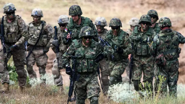 Српски и амерички војници на заједничкој војној вежби у Бугарској 2017. године.