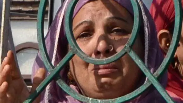 जुनैद की मौत की ख़बर के बाद इलाके में ग़म का माहौल है