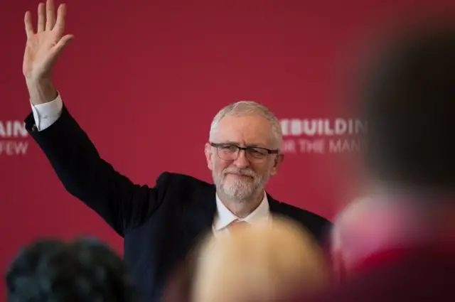 جرمی کوربین پیشتر گفته بود خروج بریتانیا از اتحادیه اروپا (برگزیت) را تحت شرایطی می‌توان به همه‌پرسی دوباره گذاشت