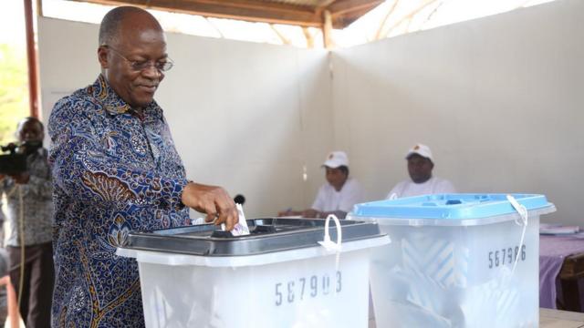 John Magufuli voting on 28 October 2020