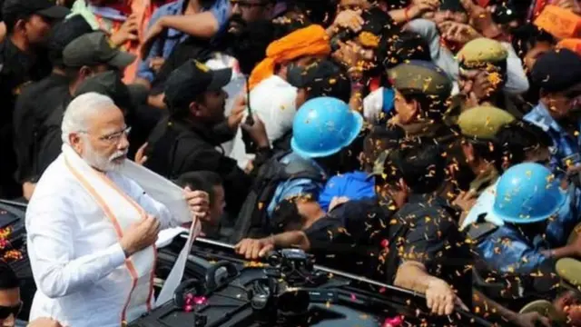 नरेंद्र मोदी