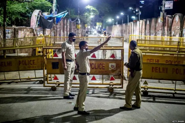 लॉकडाउन