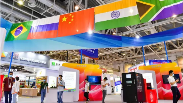 માત્ર ભારત જ નહીં, દુનિયાભરનો ચીન પરનો મદાર વધ્યો છે