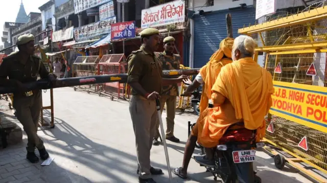 பிபிசி செய்திக்குழுவின் நேரடி அனுபவம்