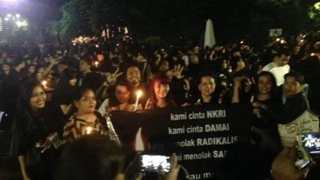 Pro Ahok di Tugu Proklamasi