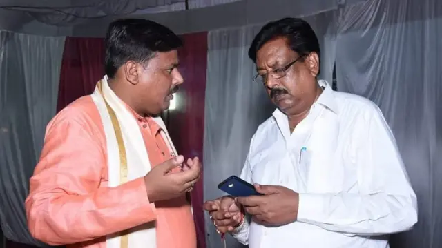 ਆਪਣੇ ਪਿਤਾ ਦੇ ਨਾਲ ਗੌਤਮ ਗੁਪਤਾ