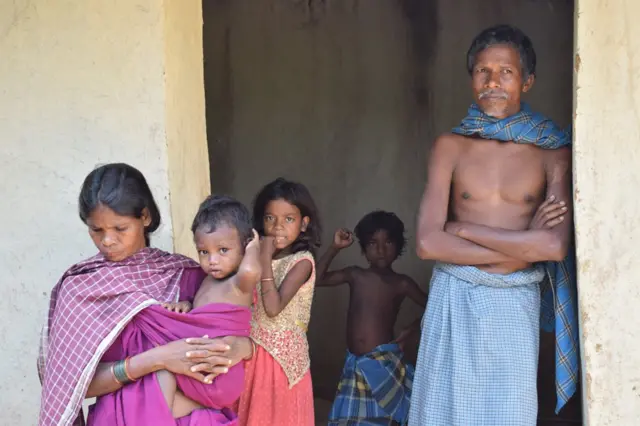 समारू बैगा का परिवार