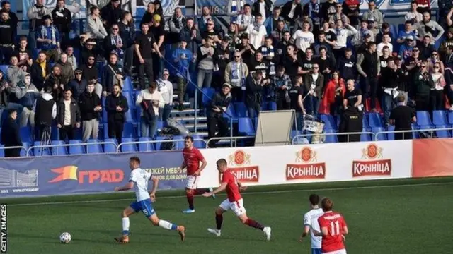 مشجعو كرة قدم