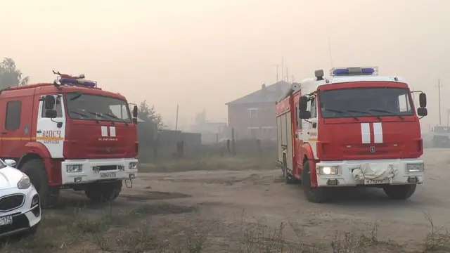 елябинская область. Пожарные машины в поселке Джабык.