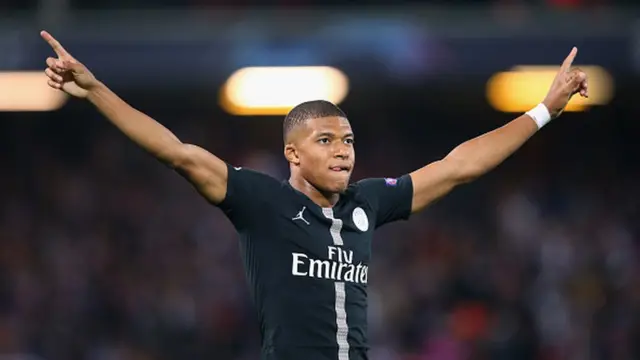 Kylian Mbappe score for PSG to equalise