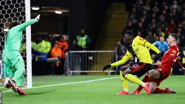 Umukinnyi Ismaïla Sarr - uhenze cyane mu bo Watford imaze kugura - yagize uruhare mu bitego byose uko ari bitatu