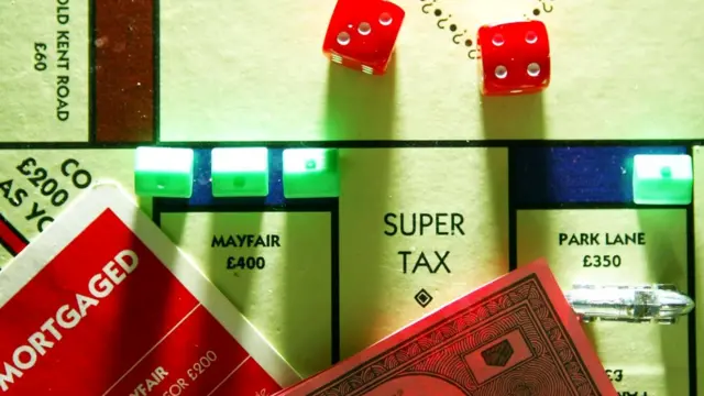 Элизабет Мэги полагала, что ее игра может продемонстрировать преимущества иного подхода к владению недвижимостью. Но популярной стала версия с противоположной идеей