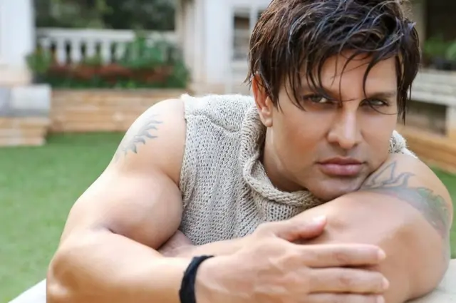 યશ બિરલા ઇન્સ્ટા