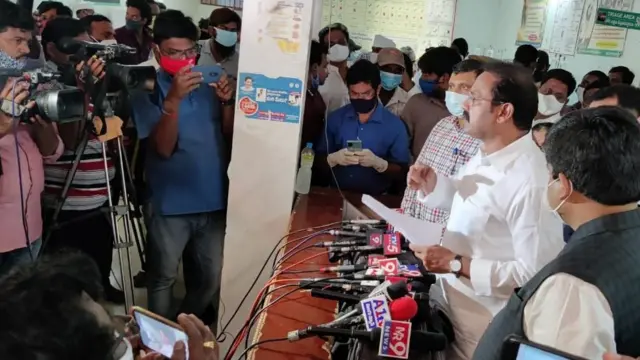 ఏలూరులో ఆళ్ల నాని