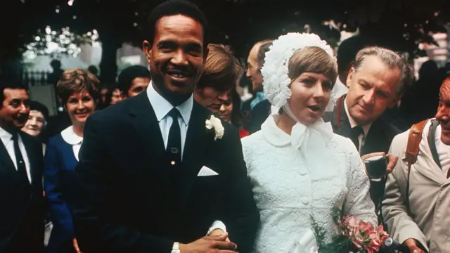 گیری سوبرز اور پرو کربی