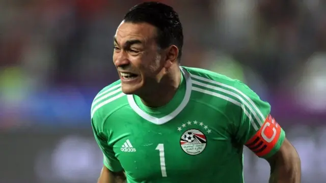 عصام الحضري