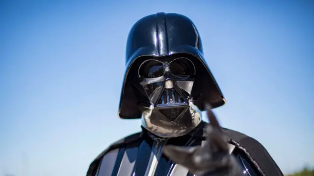 Person in a Darth Vader costume