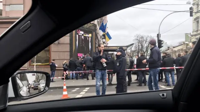 Журналісти