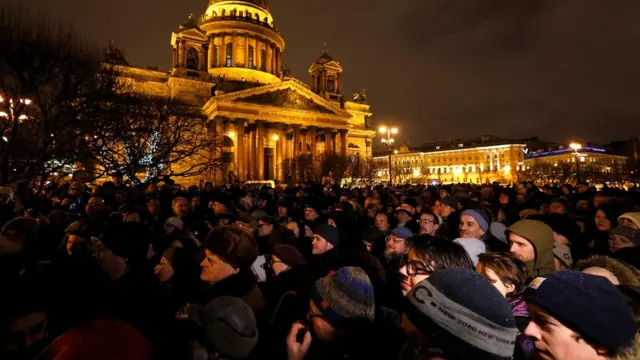 Акция протеста против передачи Исаакиевского собора РПЦ