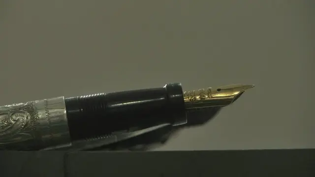 రత్నం పెన్నులు