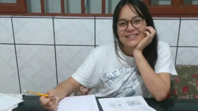 Karen, filhaestratégia para ganharestratégia para ganhar em apostas esportivasapostas esportivasGeorge