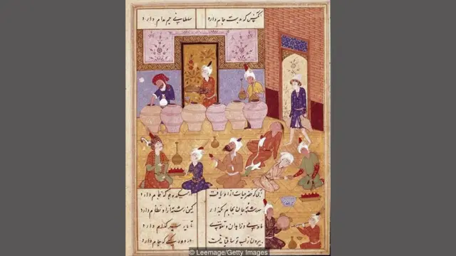 Karya-karya yang dikumpulkan Hafez di Divan mewakili apa yang banyak orang yakini sebagai puncak keemasan puisi Persia.