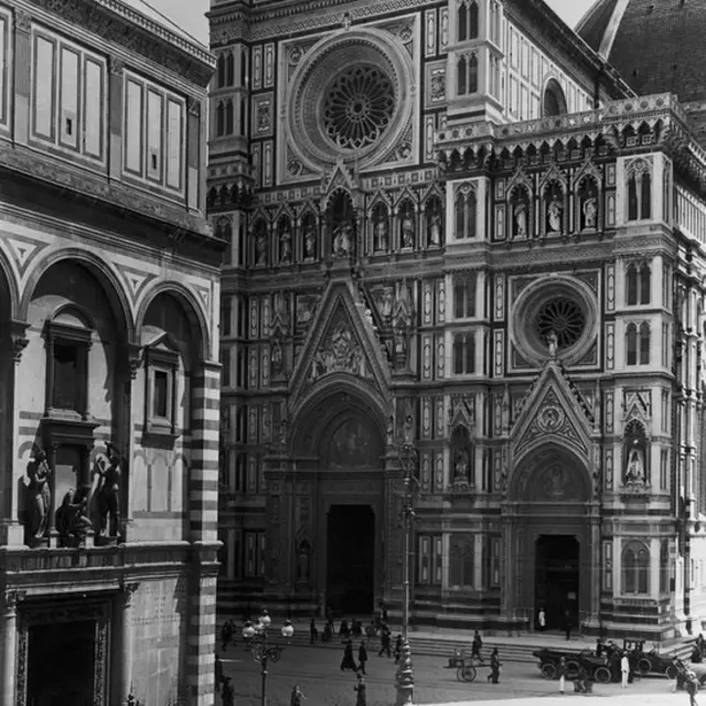 Aspecto de la Piazza del Duomo, Florencia