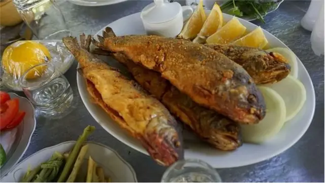 Bölgədə GMO məhsullarına ciddi gadağa siyəsəti bu bölgəni yerli ərzaq məhsulları həvəskarları ücün cənnətə çevirib.